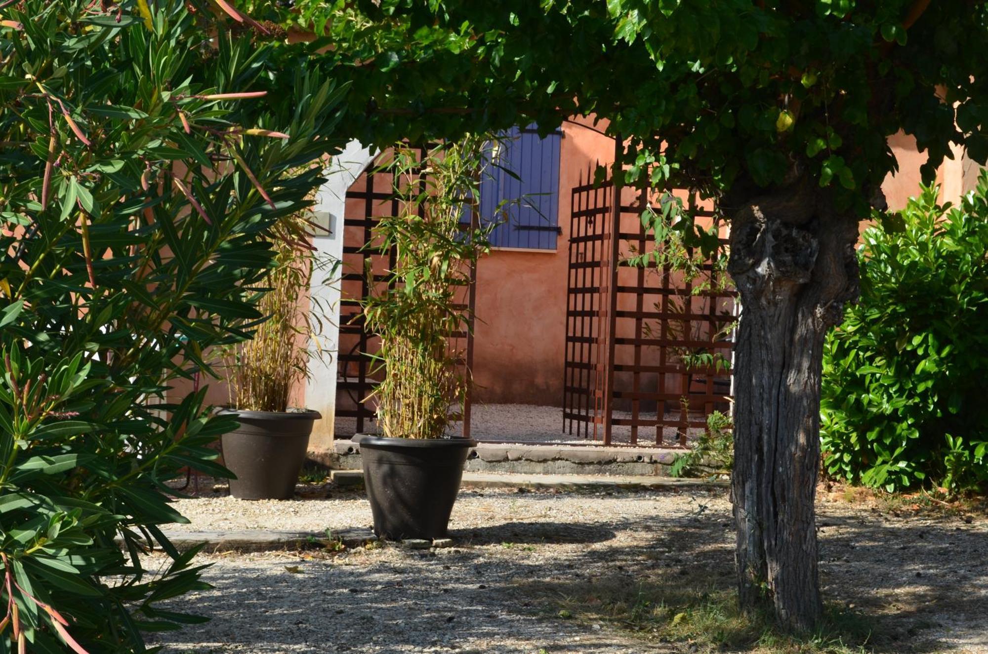 Studios Et Gite La Sauvasse Vagnas Exterior photo